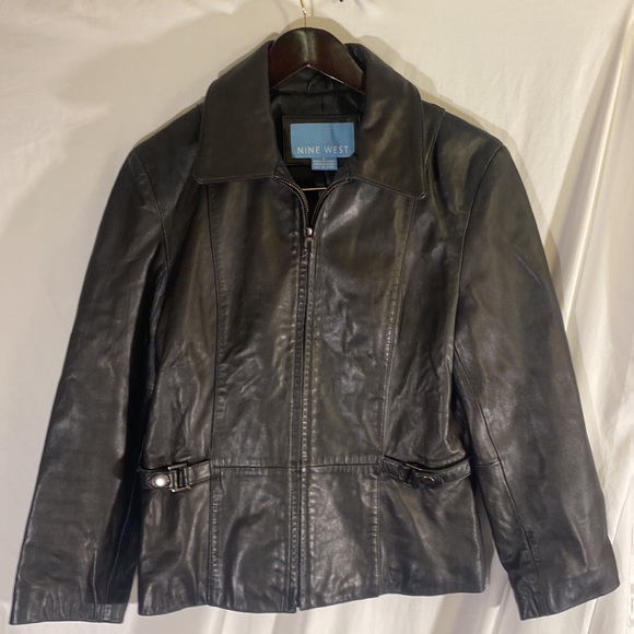 Nine West woman’s lightweight Leather coat size N - Picture 2 of 7